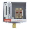 Honeywell L4079A1035 Pressuretrol Controller, Manual Reset, 2 psi to 15 psi