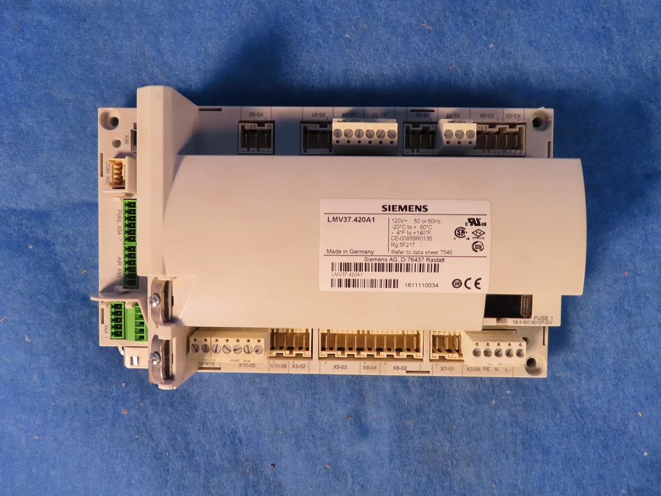 SIEMENS LMV37.420A1 CONTROL UNIT 120V 50/60HZ