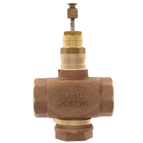 Honeywell V5011N3046 1-1/4" NPT Threaded Two-Way Globe Valve, 18.7 Cv